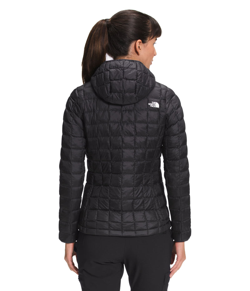 Chaqueta Thermoball Eco Hoodie 2.0 Negra Mujer The North Face - imagen 2