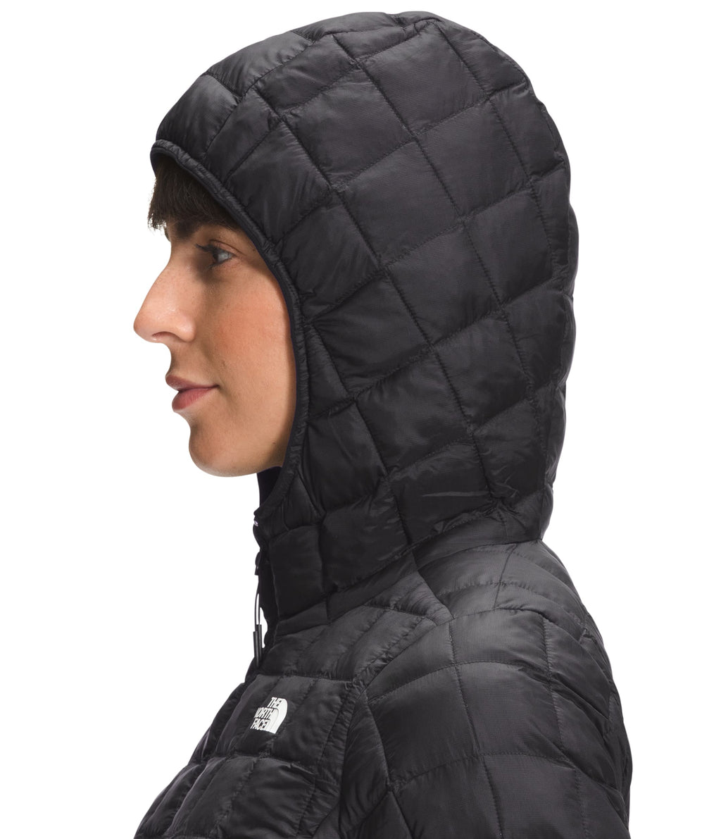 Chaqueta Thermoball Eco Hoodie 2.0 Negra Mujer The North Face - imagen 6