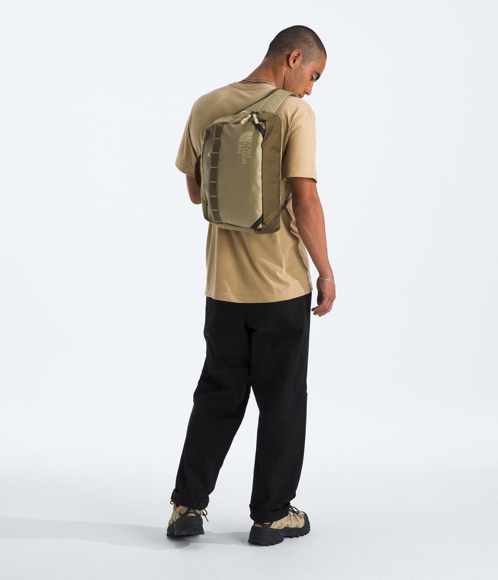 Maleta Base Camp Voyager Sling Beige Unisex The North Face