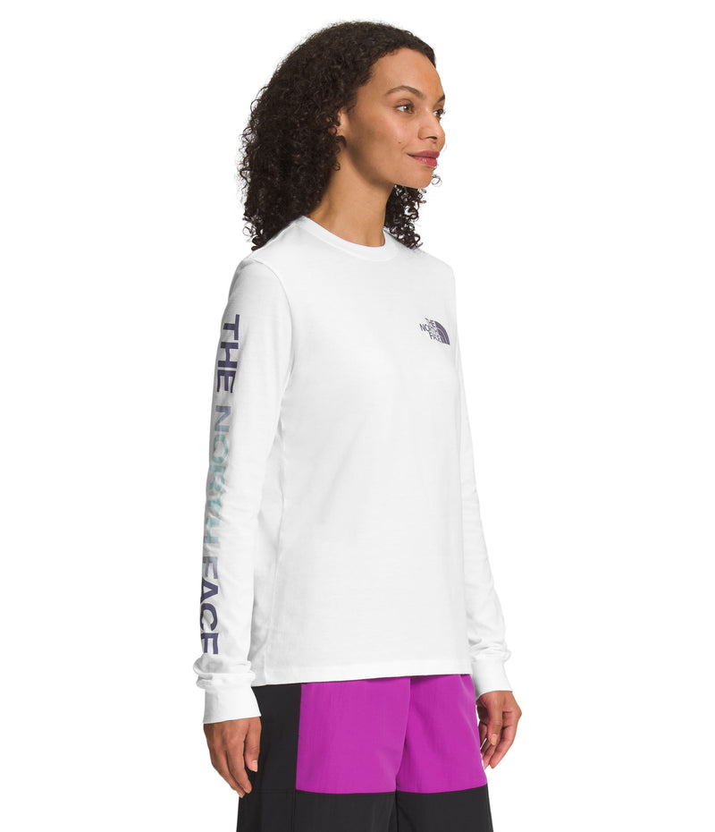 Camiseta L/S Sleeve Hit Graphic Tee Blanca Mujer The North Face - imagen 2