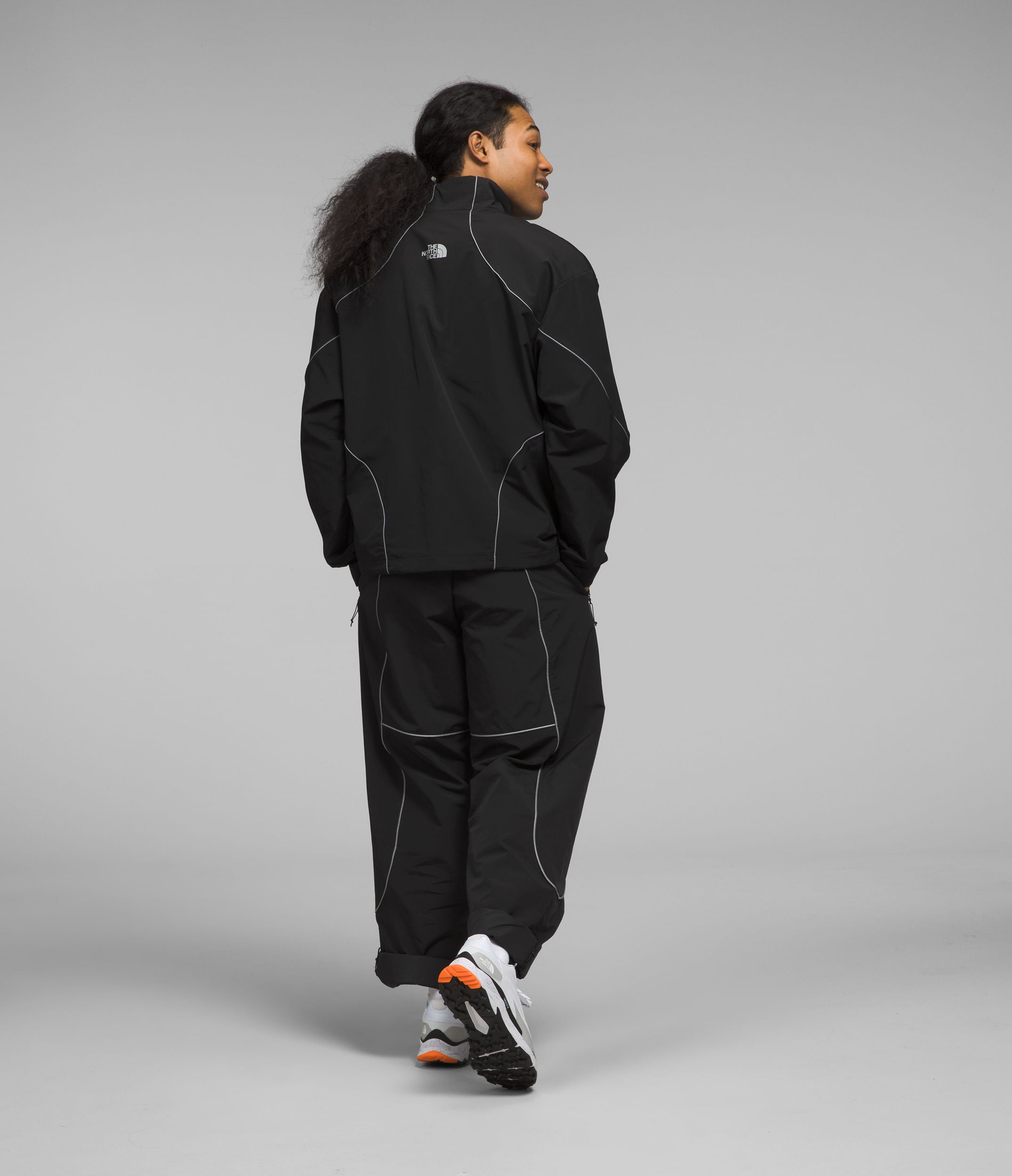 Chaqueta Tek Piping Wind Jacket Negra Hombre The North Face - imagen 4