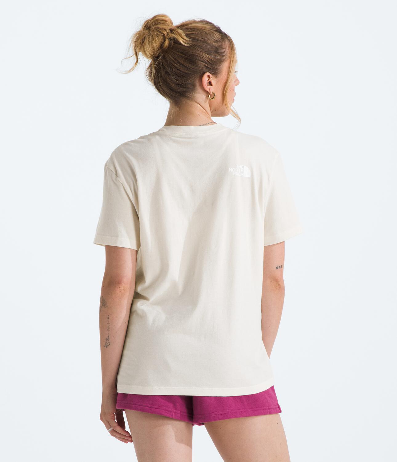Camiseta Evolution Half Dome Short Sleeve Tee Blanca Mujer The North Face