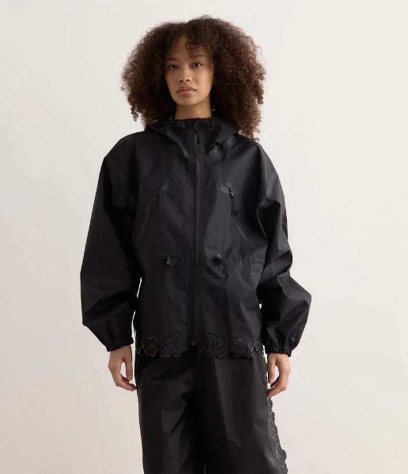 Chaqueta Impermeable Tnf X Cb Short Mountain Jacket Negro Mujer The North Face - imagen 1