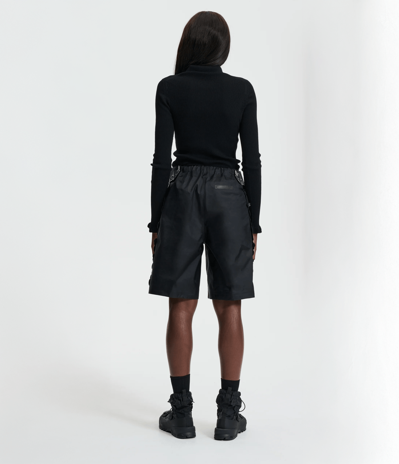 Pantaloneta Tnf X Cb Mountain Short Negro Mujer The North Face - imagen 3